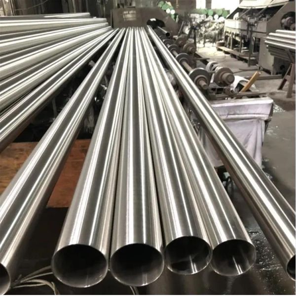 304/316 Stainless Steel Pipes/Tubes 50mm Cold/Hot Rolled Round/Square Shape