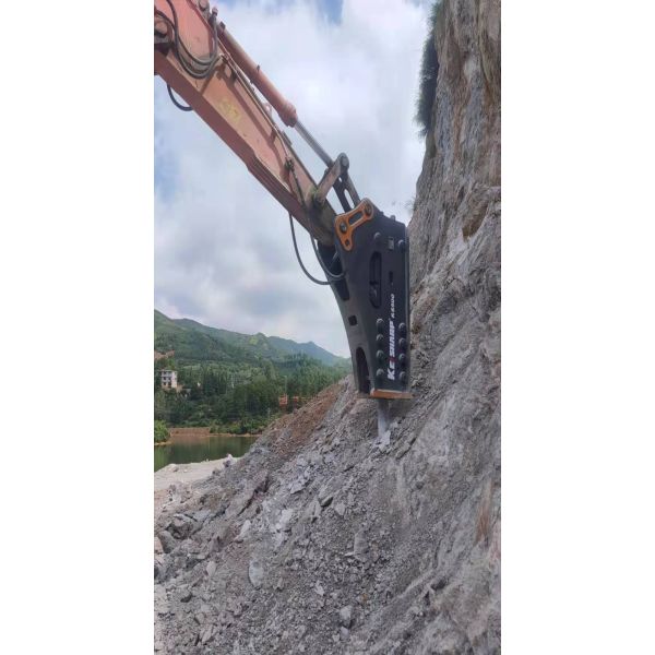 5350 Kg Heavy Hydraulic Rock Breaker Wear Resistant Alloy 195mm Chisel Rock Breaker