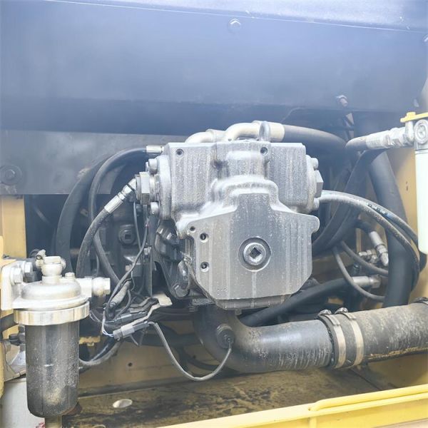 Secondhand Japan Komatsu PC220 Excavator 22000 KG Machine Weight 4218 Working Hours