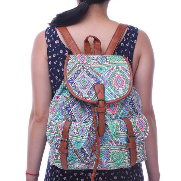 2016 Hot Ladies European and American printing canvas backpack straps pocket