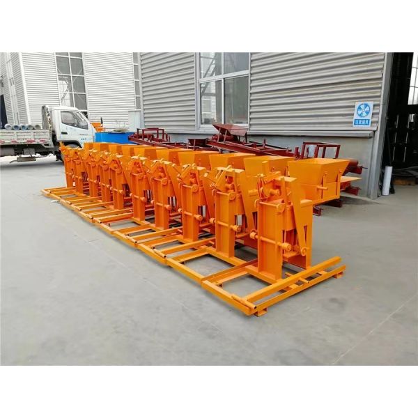 Factory Wholesale Automatic 2-Hole Concrete Cement Brick Making Machine Plastic Waste Processor Manufactured in China