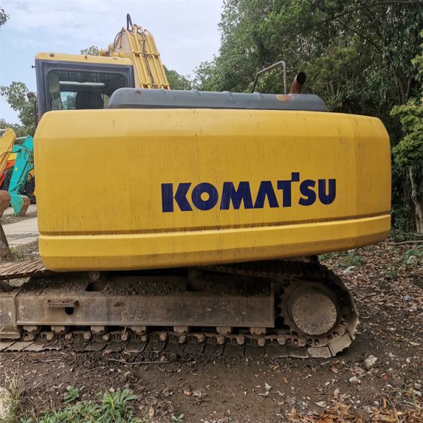 2018 Year Original Komatsu PC200-7 Excavator Digger in Shanghai Japan Crawler for Design