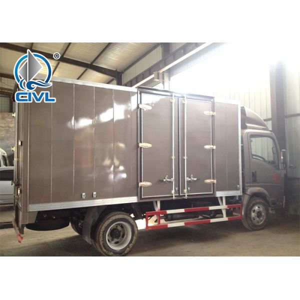 HOWO Light Duty Cargo Truck 5 ton Van Truck Commercial Long Distance Cargo Van Truck 4x2 Drive Wheel