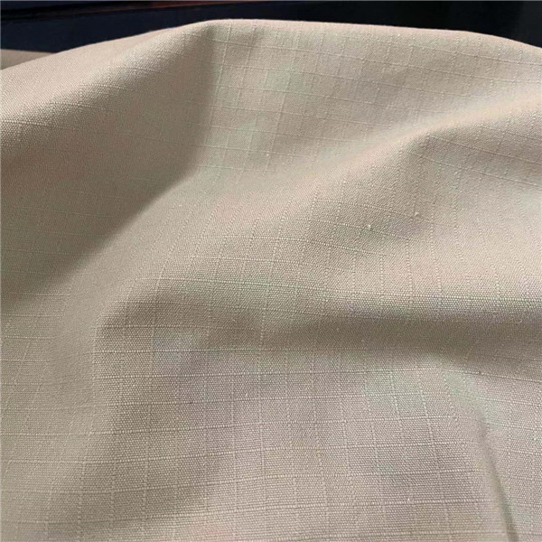 Uniform 60 Cotton 40 Polyester Fabric Ripstop 20SX16S 0.5CMX0.5CM 220gsm 150cm PU Coated fabric