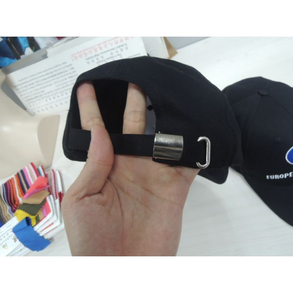 Embroidery Raised Logo Unisex Baseball Caps For Outdoor Racing 6 Panels