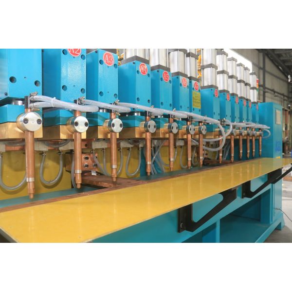 CNC Sheet Metal Plate Welder With Microcomputer Controller