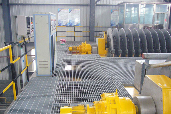 Chemical plant steel grating