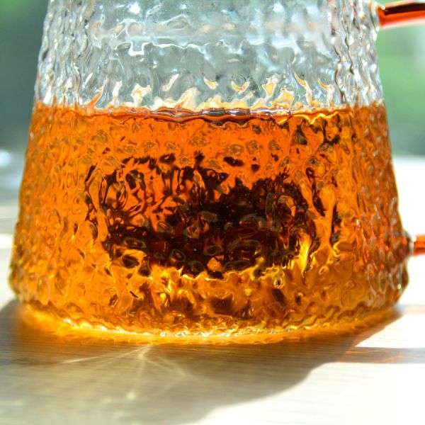 Handmade Glass Tea Mug With Embossed pattern High Borosilicate GlassTea Cup Tumbler Drinking Glasses