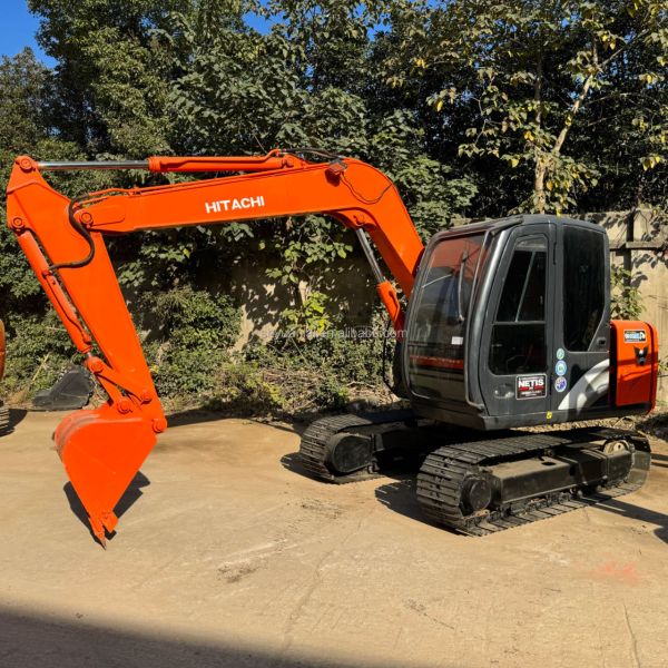 7Ton used HITACHI ZX70 excavator with small amount of working hours and good condition