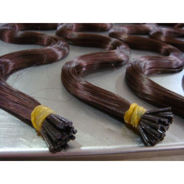 Wavy Tape In Hair Extensions Bundle And Closure 5 Grams - 8 Grams