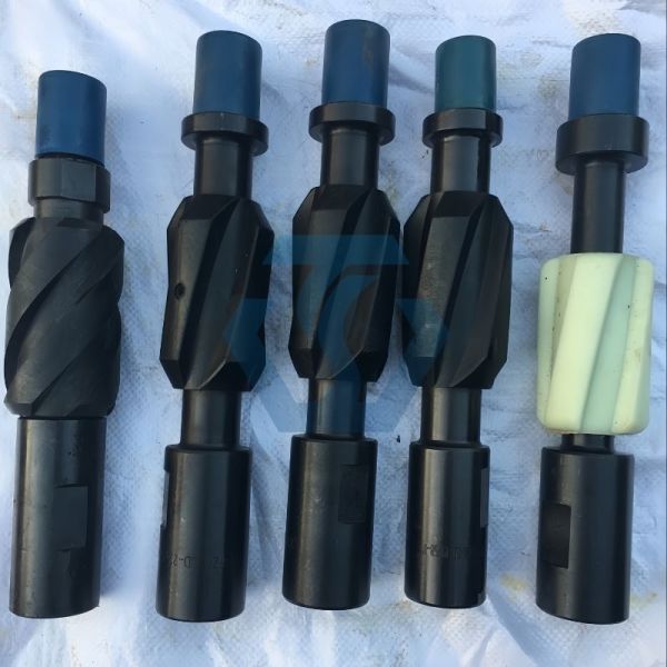 API Certified Standard Downhole Tools Nylon Sucker Rod Centralizer / Sucker Rod Roller Guide For Oilfield
