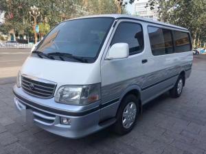 Quality 13 Seats Diesel Toyota Used Mini Bus With AC Equip No Accident 2015 Year wholesale