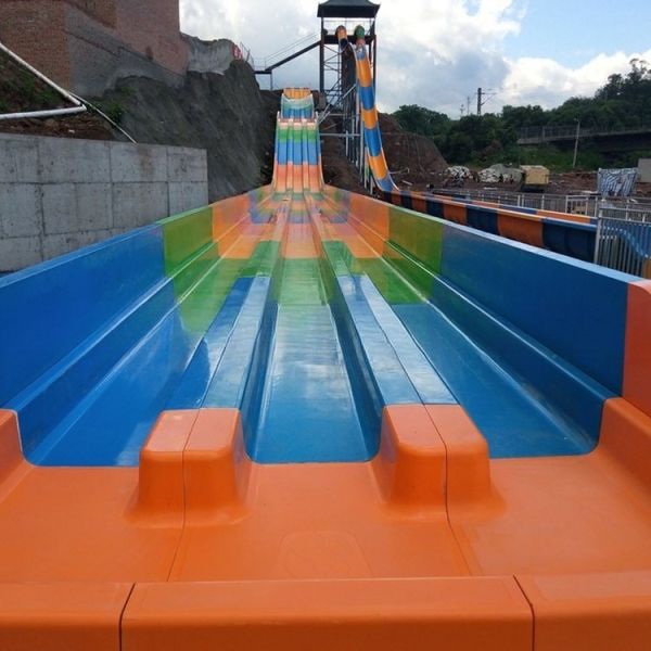 Rainbow Wavy Slide for Water Park