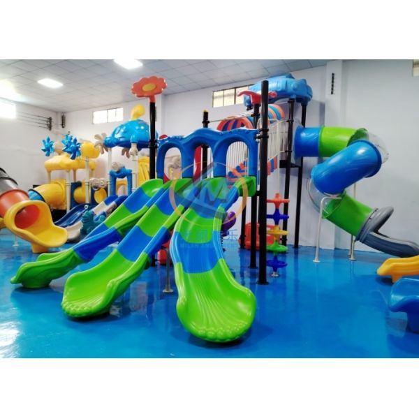Durable Outdoor Playground Equipment 650cmx550cm Professional