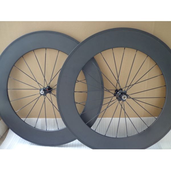 YOUNGFANBIKE Hot sale cheaper 700c 88MM Carbon Tubular wheelset width 23mm for road bike