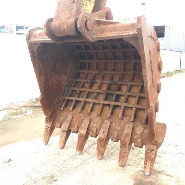 Made in Japan 40 Ton Used Komatsu PC400-8 Excavator with Original Hydraulic Valve