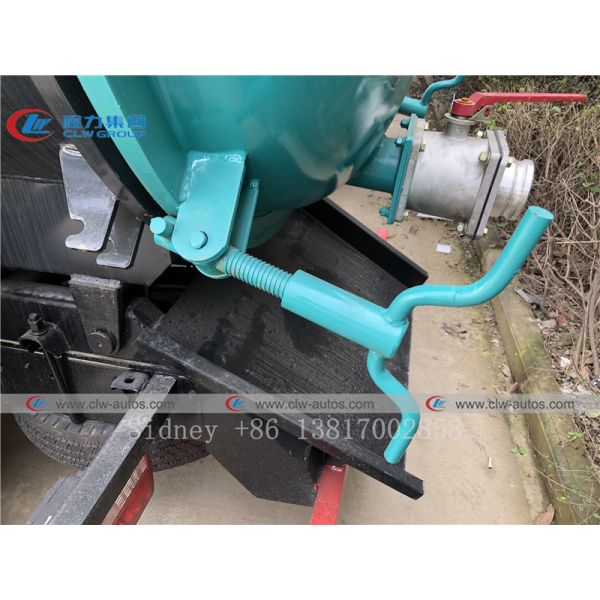 Dongfeng Duolika 4X2 Vacuum Sewer Suction Truck