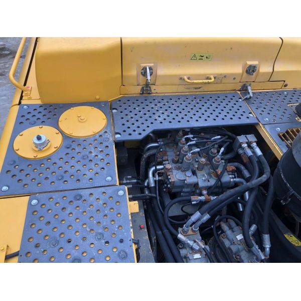 Shanghai Used 48 Ton Volvo 480 Excavator with Original Hydraulic Cylinder and Suppliers