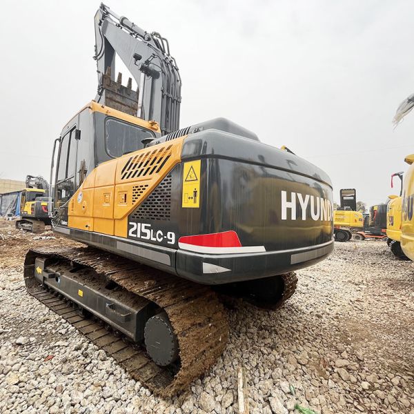 Old Hyundai Excavator 215 21 Ton Heavy Digger Backhoe