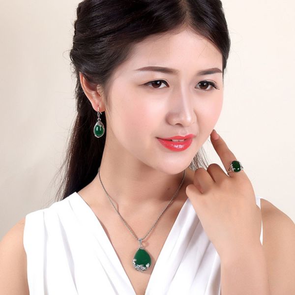 Retro Jewelry Thailand Silver with Marcasite and Green Agate Earrings (JA1750GREEN)