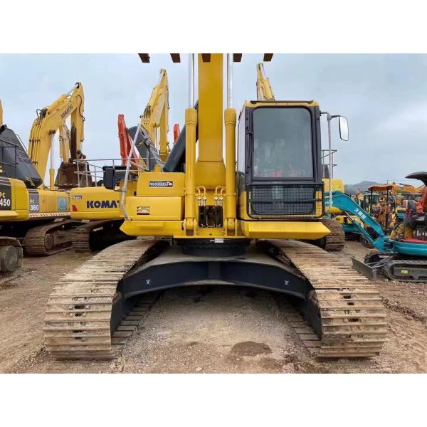 Used Komatsu pc240LC excavator with 1.2M³ bucket capacity good condition in Shanghai