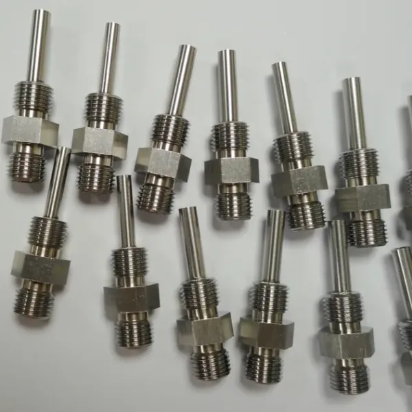 304 Stainless Steel Pipe Double Threaded Spray Needle CNC Medical Accessories Customization