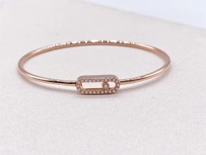China 1pcs 18K Gold Diamond Bracelet With VVS Diamond Carat Weight Customized Jewelry on sale