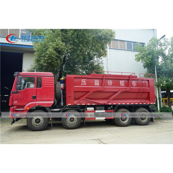 Shacman 8X4 20cbm Fracturing Sand Tanker Truck