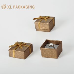 Luxury Custom Jewelry Box Paperboard Jewelry Packaging Box Custom Black Box For