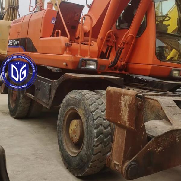 Doosan DH210 excavator with excellent power durability and high efficiency Korean Doosan DH210 21ton medium excavator