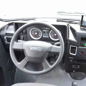 CLW5041XLCNJ6 Electric Refrigerated Truck 3000kg Electric Freezer Van