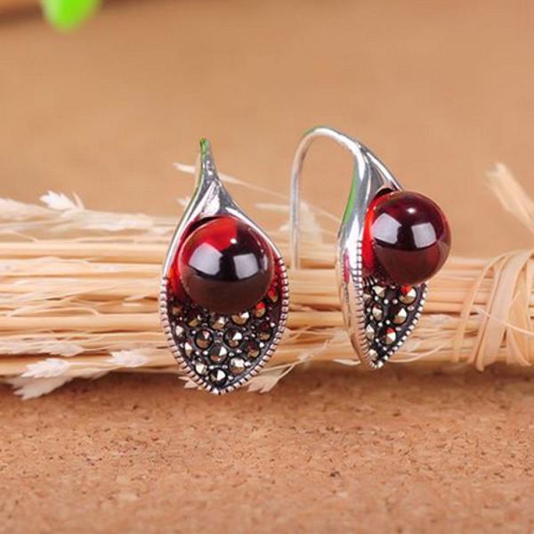 Thai Vintage Sterling Silver 10mm Round Red Garnet Hoop Earrings (E11061RED)