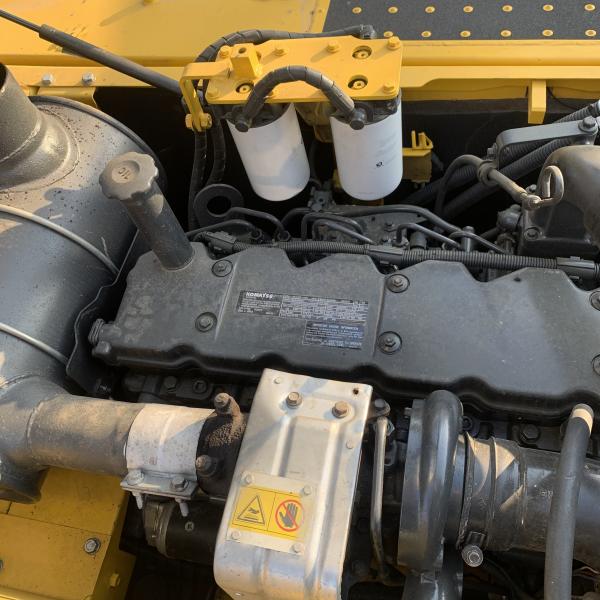 Japan Used Komatsu PC210 Crawler Excavator with Original Color at Affordable