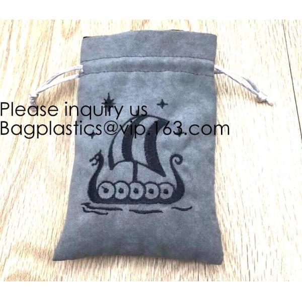 Fine Jewelry, Collectible Coins, Cute Charms And Trinkets. Place Fragrant Potpourri, Colorful Stones, Jewelry While Trav