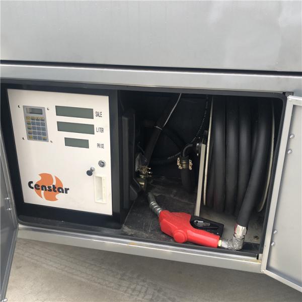 HOWO SINOTRUCK 8000 LITERS CARBON STEEL FUEL TANK TRUCK FUEL TANKER FUEL BOWSER