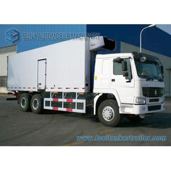 30 T Refrigerated Box Truck CNHTC Sinotruk HOWO 6x4 Heavy 336 HP