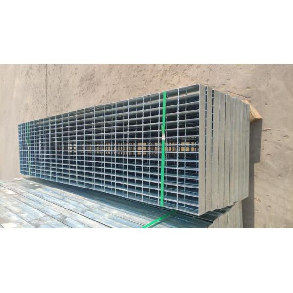 Carbon Q235 Steel Metal Grating Bearing Bar Pitch 30mm