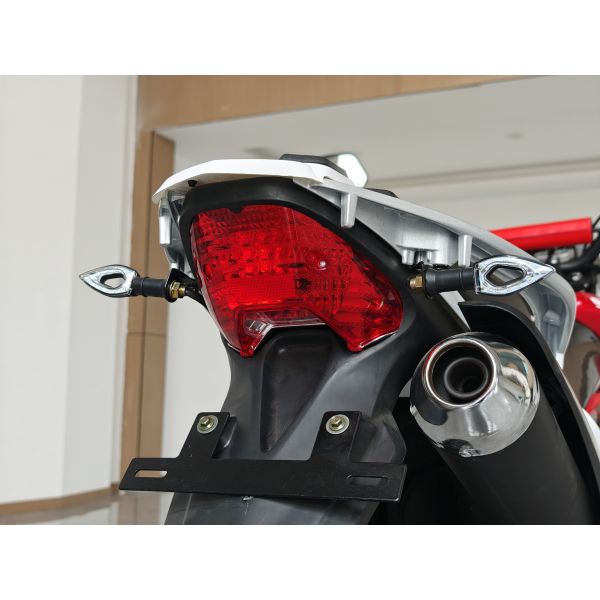 Four Stroke Off Road Motorcycle Air Cooled 150cc Dirt Bike Street Legal 90km/H