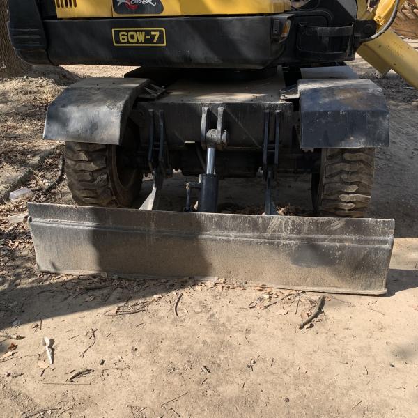 Good Condition Used Korea Hyundai 60w Wheel Excavator with Original Hydraulic Cylinder