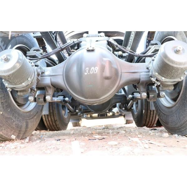 HOWO Heavy Truck Tractor High Roof Deflector 6X4 Diesel 16 Gears 480 Horsepower National VI