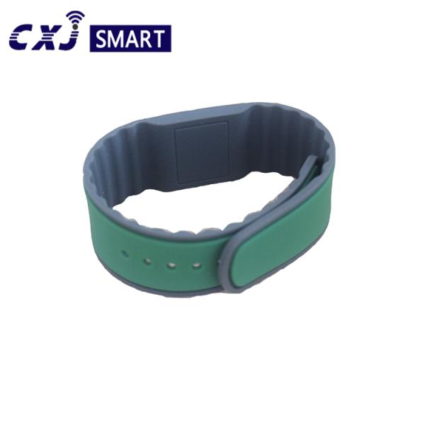 Waterproof RFID NFC Bracelet , NFC Silicone Wristbands For Access Control