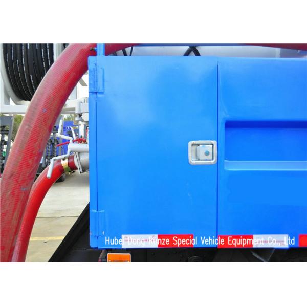 Vacuum Jetting Truck With High Pressure Jetting Pump and Vacuum Pump 5500Liters