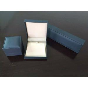 Quality Elegant Jewelry Plastic Box , Jewellery Display Cases Clamshell Open Way wholesale