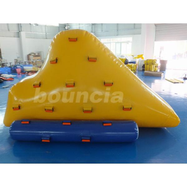 0.9mm PVC Tarpaulin Inflatable Iceberg With 2 Sides Climbing For Pool