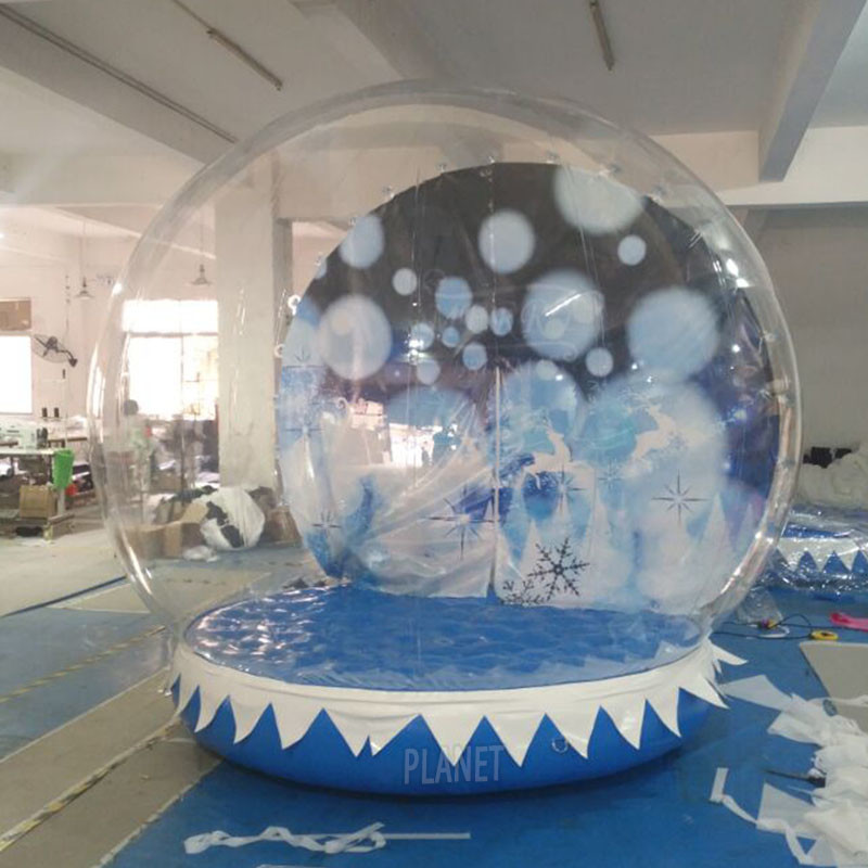 Quality PVC Inflatable Snow Globes Snow Globe Bounce House Photo Booth For Christmas Decoration wholesale