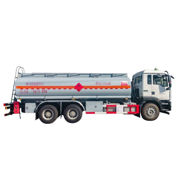 15.4CBM Chemical Tanker Truck With Pump , HOWO 6x4 Oil Tank Truck Euro 3
