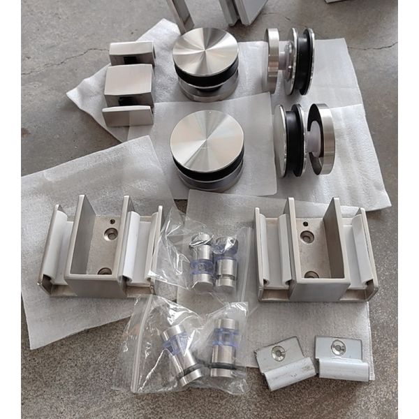 Waterproof Glass Sliding Door Fittings Scratch Resistant Shower Door Runners