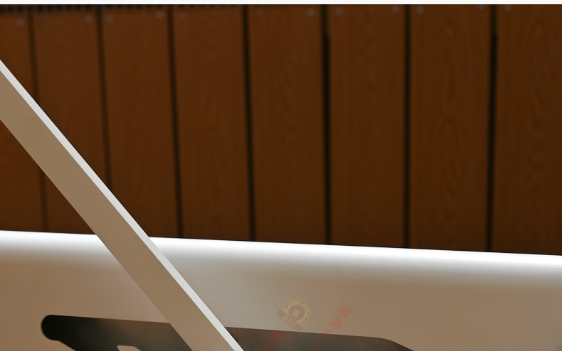 "Outdoor swimming pool lounge chair, villa courtyard hotel, outdoor leisure solid wood lounge bed, homestay, beachside anti-corrosion wood beach chair