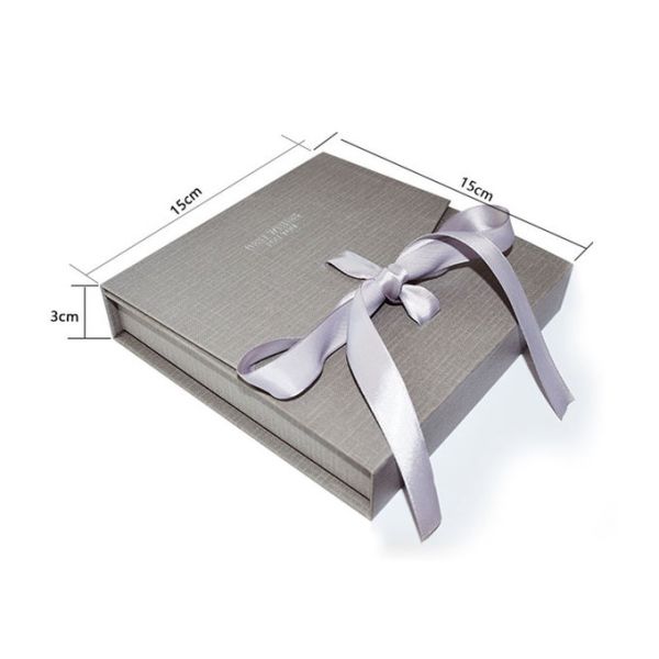 Luxury Paper Gift Jewelry Box Custom Logo Printed With Velvet Insert