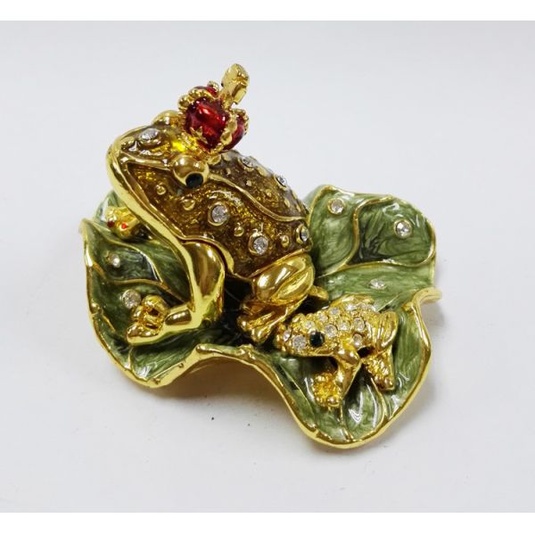 Leaves the frog shape trinket box with rhinestone for lovely jewelry box